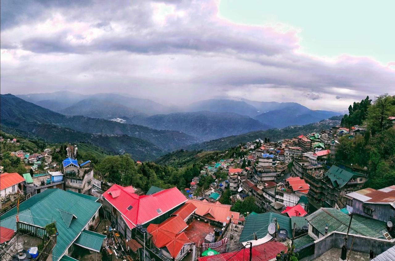 White Peak Homestay Darjeeling  Eksteriør billede